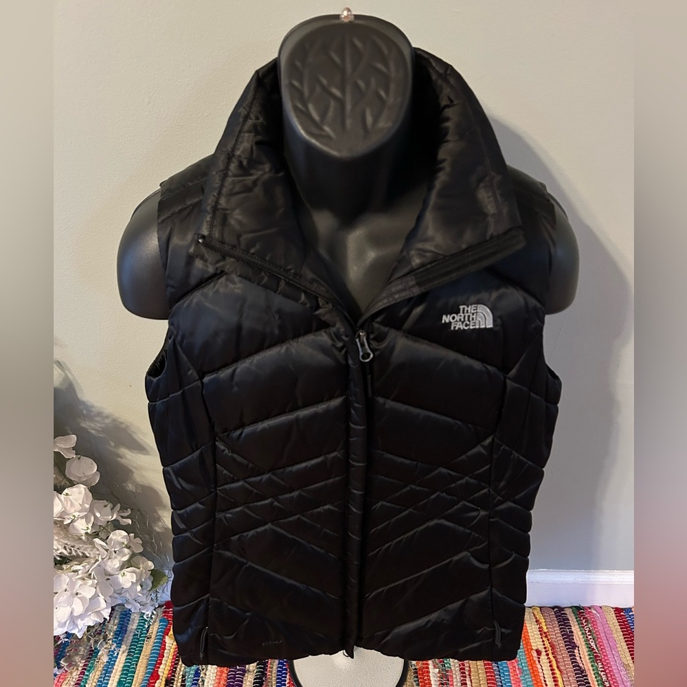 The North Face 550 Puffer Vest Jacket Ski Snow Winter Snowboard Black Medium
